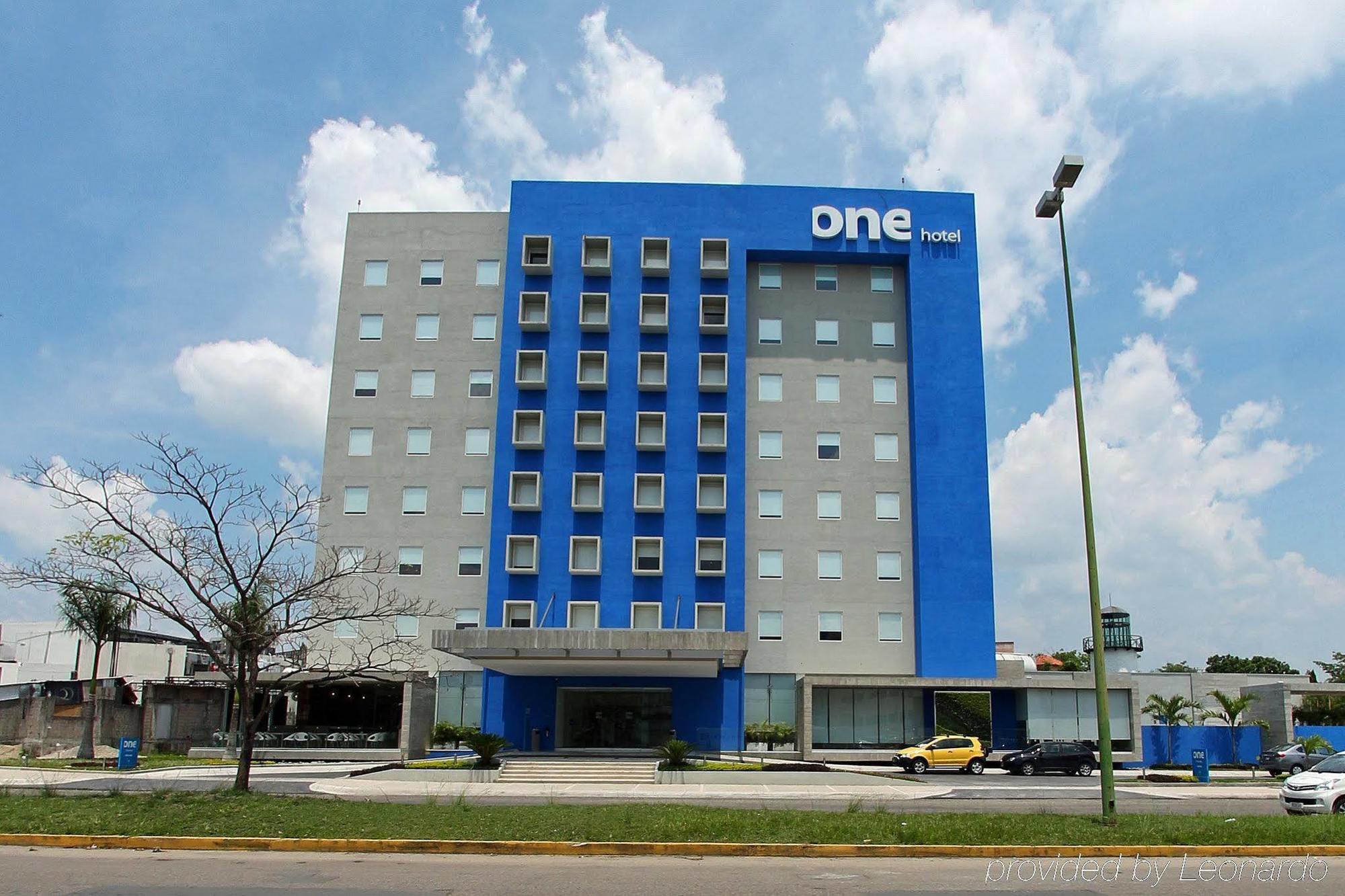 One Villahermosa 2000 Exterior foto